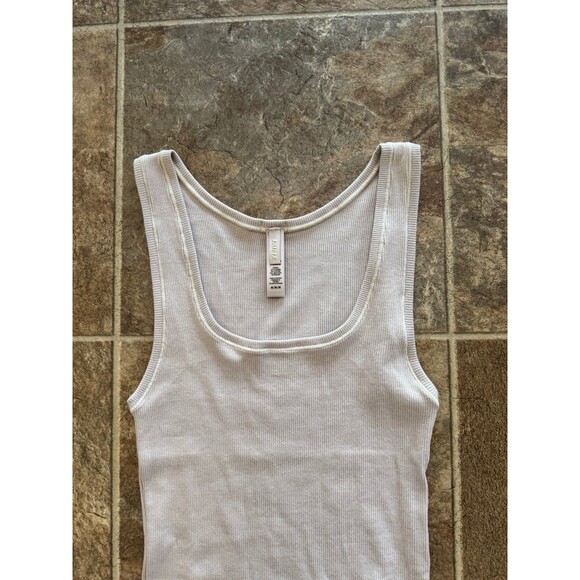 Skims Cotton Rib Tank Stone Size Medium - Picture 4 of 9